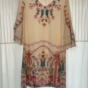 Ladies lightweight summer dress